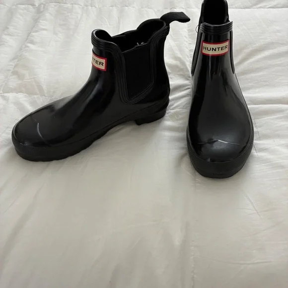 Hunter Women’s Short Rain Boots - Picture 3 of 5